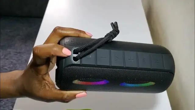 'Video thumbnail for Oraimo Rover Bluetooth Speaker | Real Review'