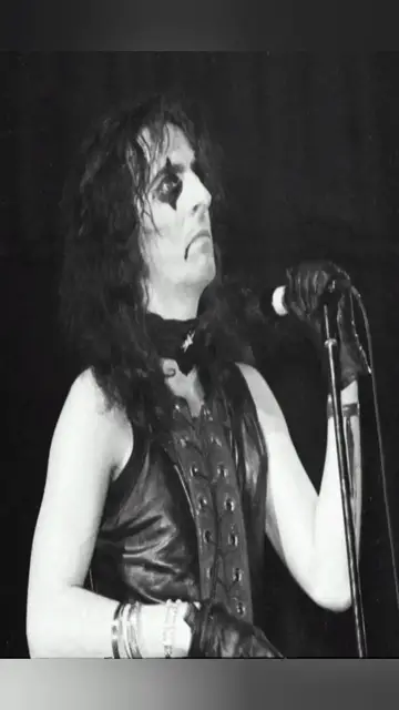 Video thumbnail for Alice Cooper