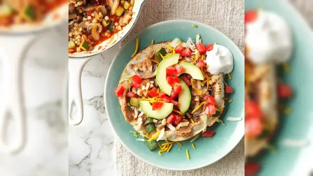 Video thumbnail for Refried Bean Tostadas Recipe