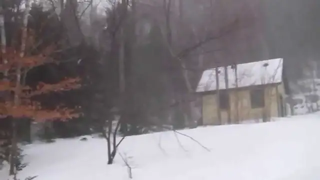 Video thumbnail for Blizzard January 27 2015 AsktheBuider in NH - WILD!