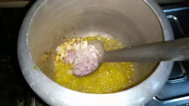 Video thumbnail for How to make mix Tadka Dal - Mix Dal Fry Recipe in Hindi