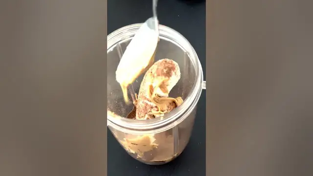 'Video thumbnail for Chocolate Peanut Butter Banana Smoothie😋'
