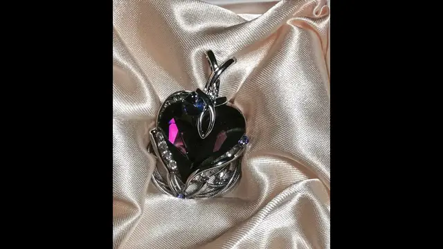 Video thumbnail for Amethyst Heart Shaped Pendant Necklace Sheri Ann Richerson ExperimentalHomesteader.com