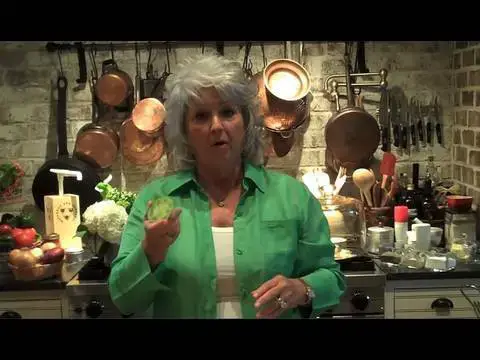 Video thumbnail for Paula Deen Cooks Fried Green Tomatoes - Get Cookin' with Paula Deen