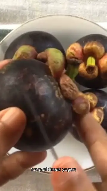 'Video thumbnail for WARM FIGS WITH HONEY & GREEK YOGURT'