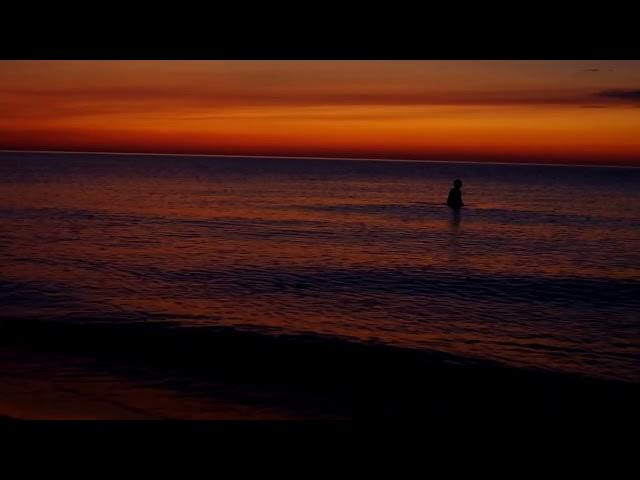 Video thumbnail for Sunset at Lake Michigan 🌅 | 3 Minutes of Pure Golden Hour