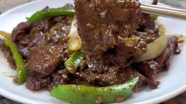 'Video thumbnail for Black Pepper Beef Stir Fry Recipe _ Simple Juicy And Tender Pepper Steak Stir Fry(720P_HD)'
