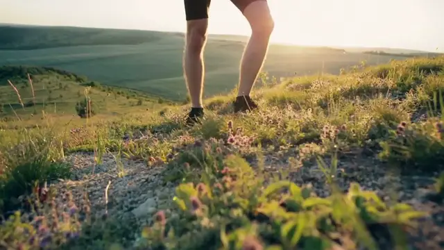 Video thumbnail for  Cannondale MOTERA SL – A Fusion of Innovation and Performance