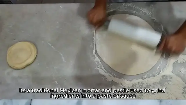 Video thumbnail for molcajete recipe