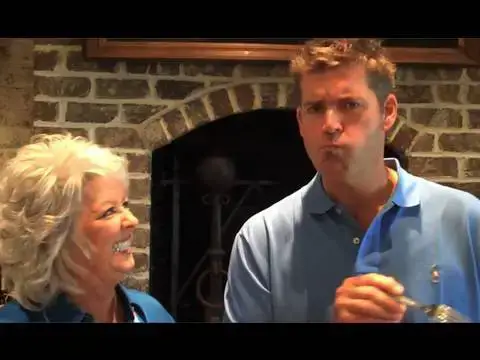 Video thumbnail for Paula Deen Makes Mashed Potatoes