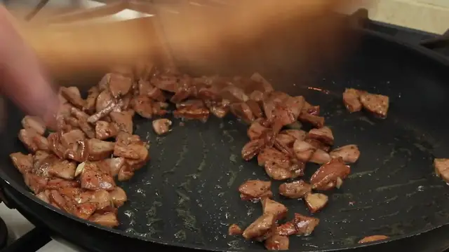 'Video thumbnail for Super easy and yummy fried rice___  Kale Sausage Fried Rice(720P_HD)'