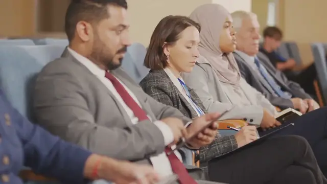 Video thumbnail for "Minnie Driver Reflects on Hollywood's Progress for Women Since the '90s: 'We're Allowed to Be 40 Now'"