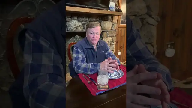 Video thumbnail for Choose the Right Seat at a Restaurant