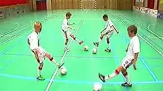 Video thumbnail for Footstep 2 | Fodboldopvarmning