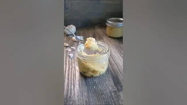 Video thumbnail for How to PRESERVE Minced Garlic in Oil #youtubeshorts #garlic #easyrecipe