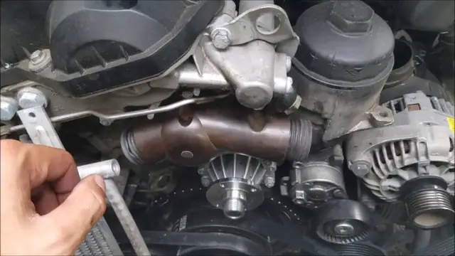 Video thumbnail for BMW E36 Coolant System Rebuild Part 4 of 5 Thermostat Replacement