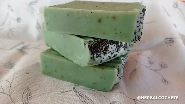 Video thumbnail for Rosemary and Eucalyptus Soap Recipe