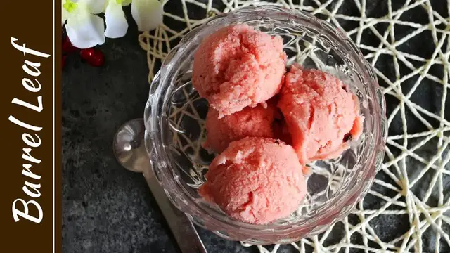 'Video thumbnail for 西瓜冰淇淋｜兩樣食材 (全素) 2-Ingredient Watermelon Ice Cream (Vegan)'