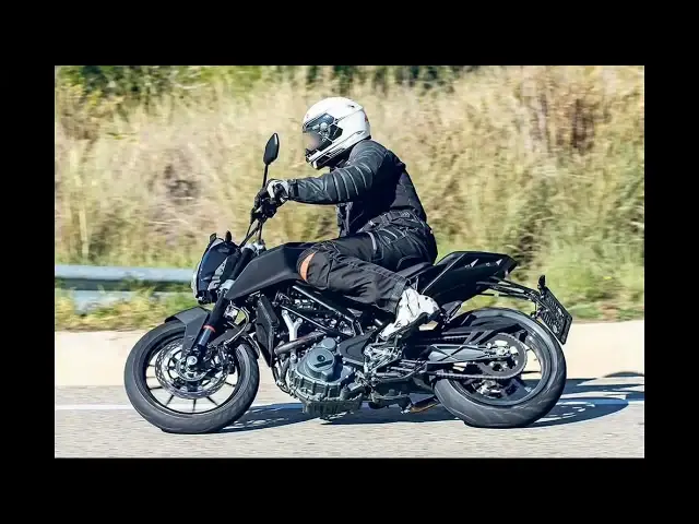 'Video thumbnail for KTM Duke 390 2017 edition | first spyshots of KTM duke 390'