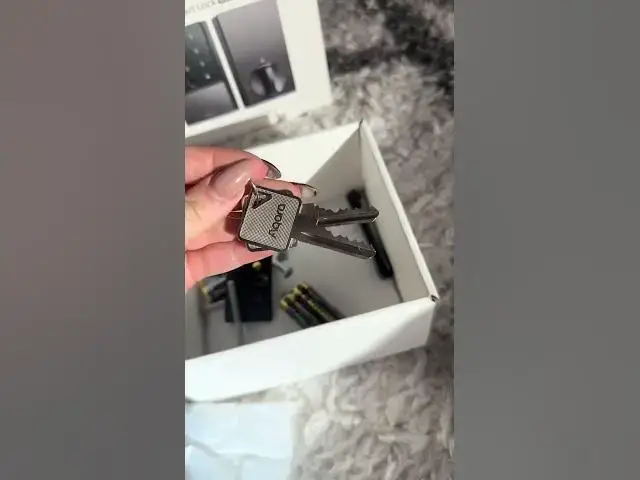 Video thumbnail for แกะกล่อง Aqara Smart Door Lock U100