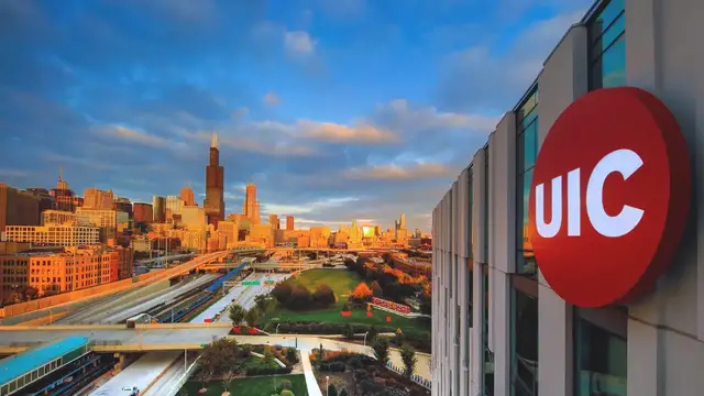 Video thumbnail for Discover the Vibrant Urban Campus of the University of Illinois Chicago