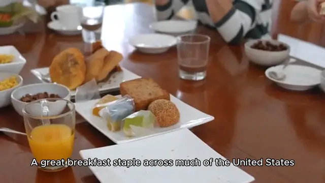 Video thumbnail for biscut gravy (4)