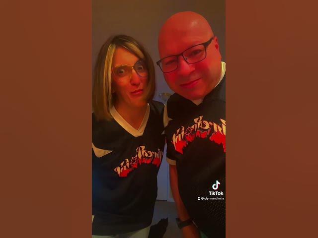 Video thumbnail for Threatpoint Fans! Matching Shirts Dance! 🤘