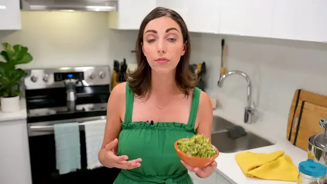 'Video thumbnail for How To Grow Sprouts In A Jar 馃尡 HUGE Savings_(720P_HD)'