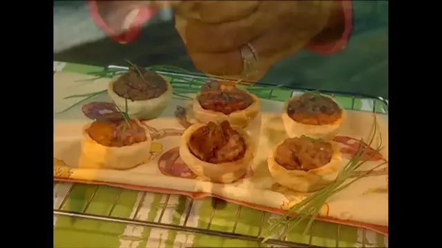 Video thumbnail for 
				 Mini Meals in Minutes