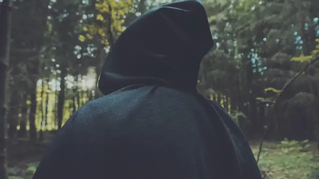 Video thumbnail for  "The Invisible Life of Addie LaRue" by V.E. Schwab