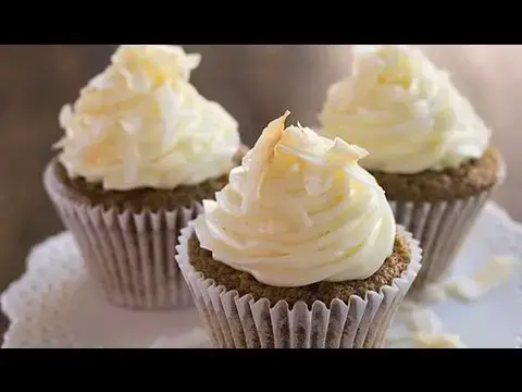 Video thumbnail for Paula Deen Cupcake Week!!!