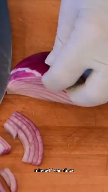 Video thumbnail for beefaroni recipe