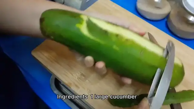 Video thumbnail for Cucumber sandwich recipe