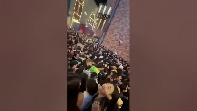 'Video thumbnail for Halloween stampede Seoul itaewon 2022 1 #Halloween #shorts  #Halloweenstampede #itaewon'