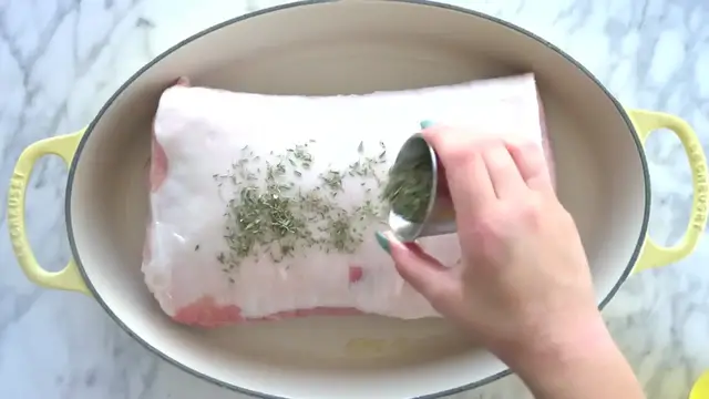 Video thumbnail for Cranberry Pork Roast(720P HD)