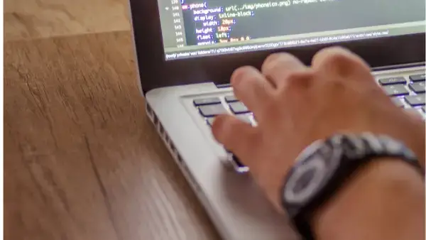 Video thumbnail for Windows PowerShell 7