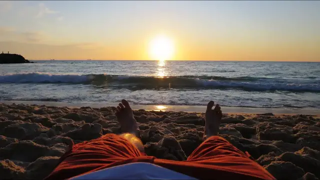 Video thumbnail for Amazing Sunset On A West Australian Beach