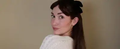 Video thumbnail for Get a BRIDGERTON-Inspired Look on The Dressing Room with Jamie Glickman!