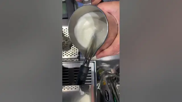 'Video thumbnail for How to Make The Perfect Heart #coffeelover #shorts'