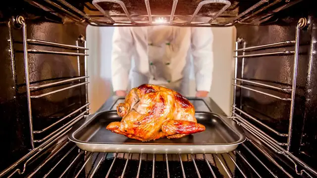 Video thumbnail for 4 Delectable Christmas Food Ideas to Savor