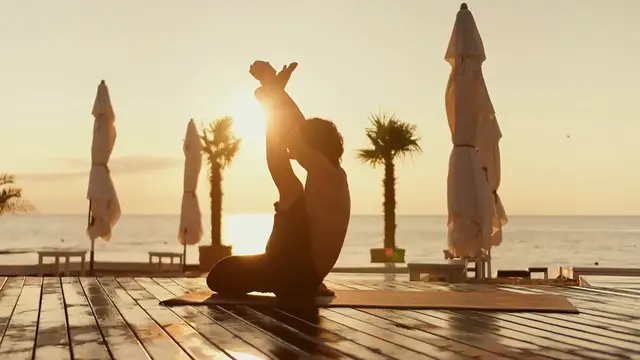 Video thumbnail for Boost Your Balance and Sculpt Your Legs: The Ultimate Guide to Strength and Stability