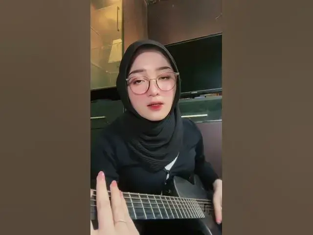 Video thumbnail for Sekuat Hatimu Song by Last Child Versi Novi Aprilia #cover #sekuathatimu #lastchild