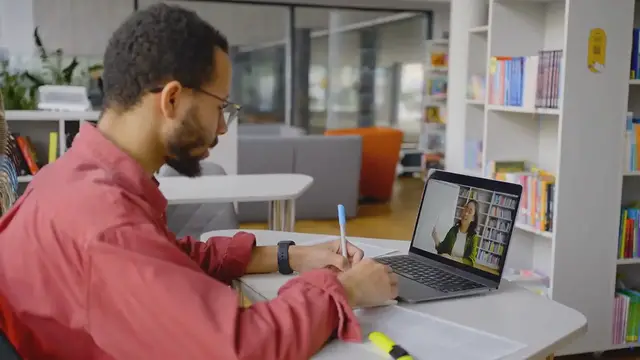 Video thumbnail for Understanding the Value of a PhD in the U.S. Job Market