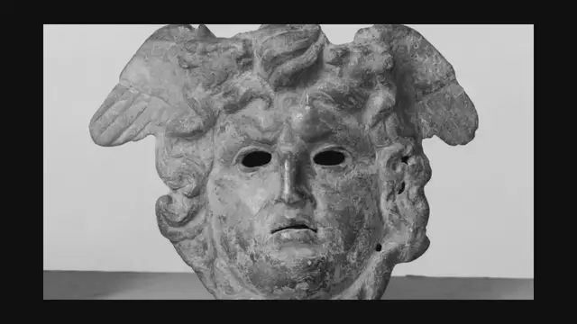 Video thumbnail for Head of Monster Medusa from Hadrian's Villa