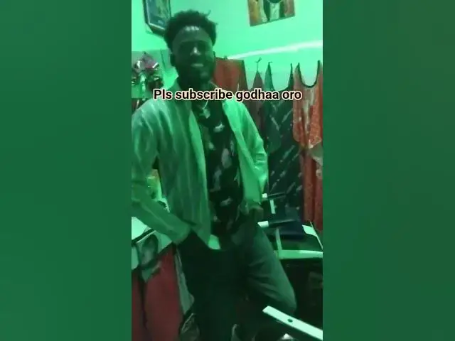 Video thumbnail for #funnyimages #comedy #whowillbemylifepartnerta #funnymemes #lifeisbutadream #duet