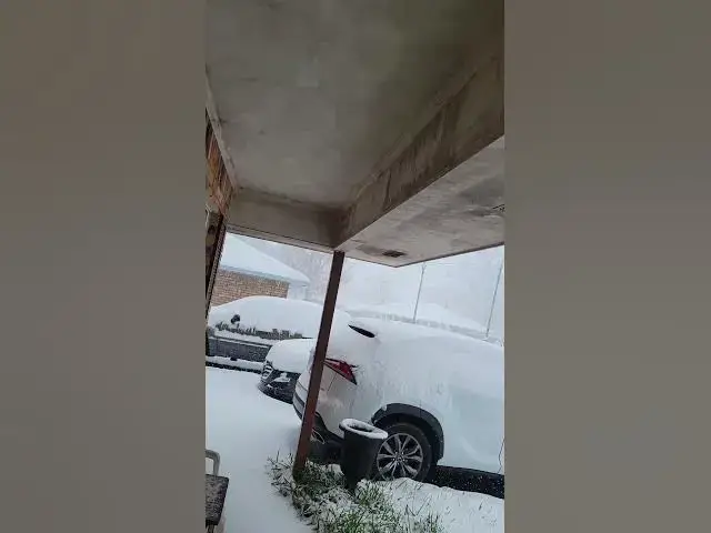 Video thumbnail for Snowing in Baton Rouge, Louisiana