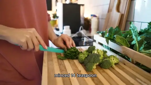 'Video thumbnail for kale recipe'