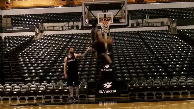'Video thumbnail for Isaiah Rivera :: Indiana Pacers Arena Dunk Session'