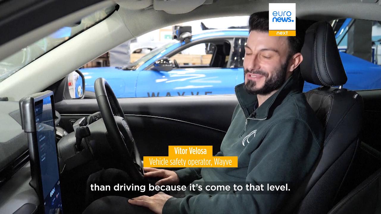 Video thumbnail for Would you ride in a driverless taxi? AI-powered robotaxis are being tested in London