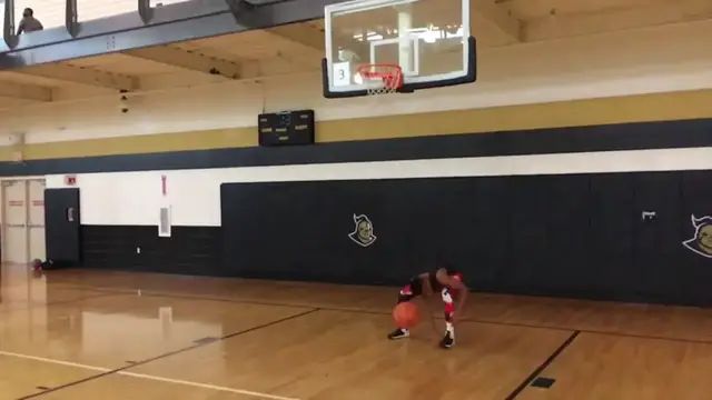 'Video thumbnail for Isaiah and CJ | 10 Foot Dunk Session'